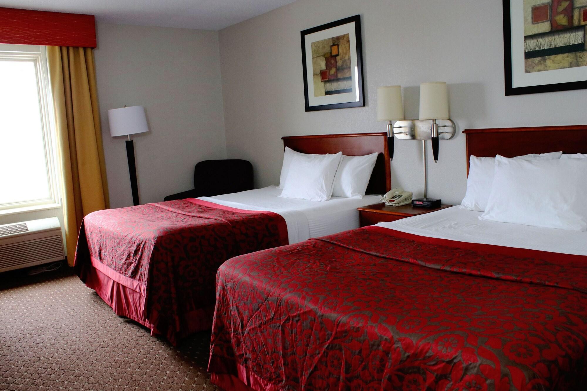 Days Inn & Suites By Wyndham Bloomington/Normal Il Екстер'єр фото