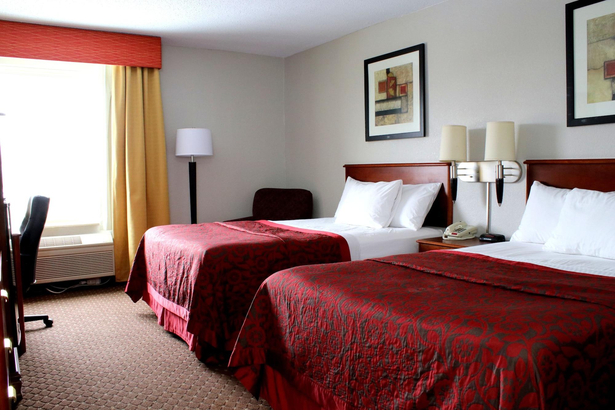 Days Inn & Suites By Wyndham Bloomington/Normal Il Екстер'єр фото