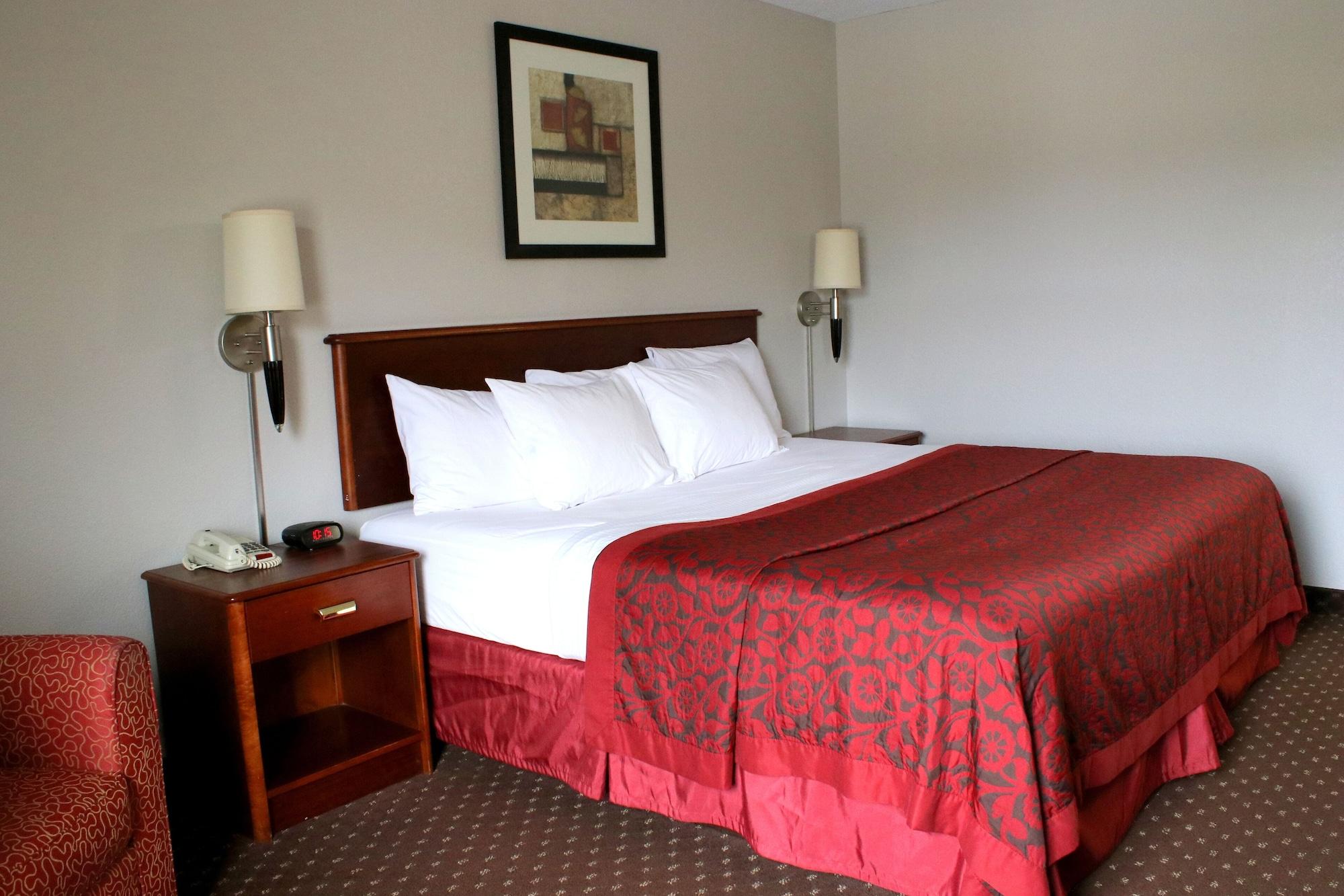 Days Inn & Suites By Wyndham Bloomington/Normal Il Екстер'єр фото